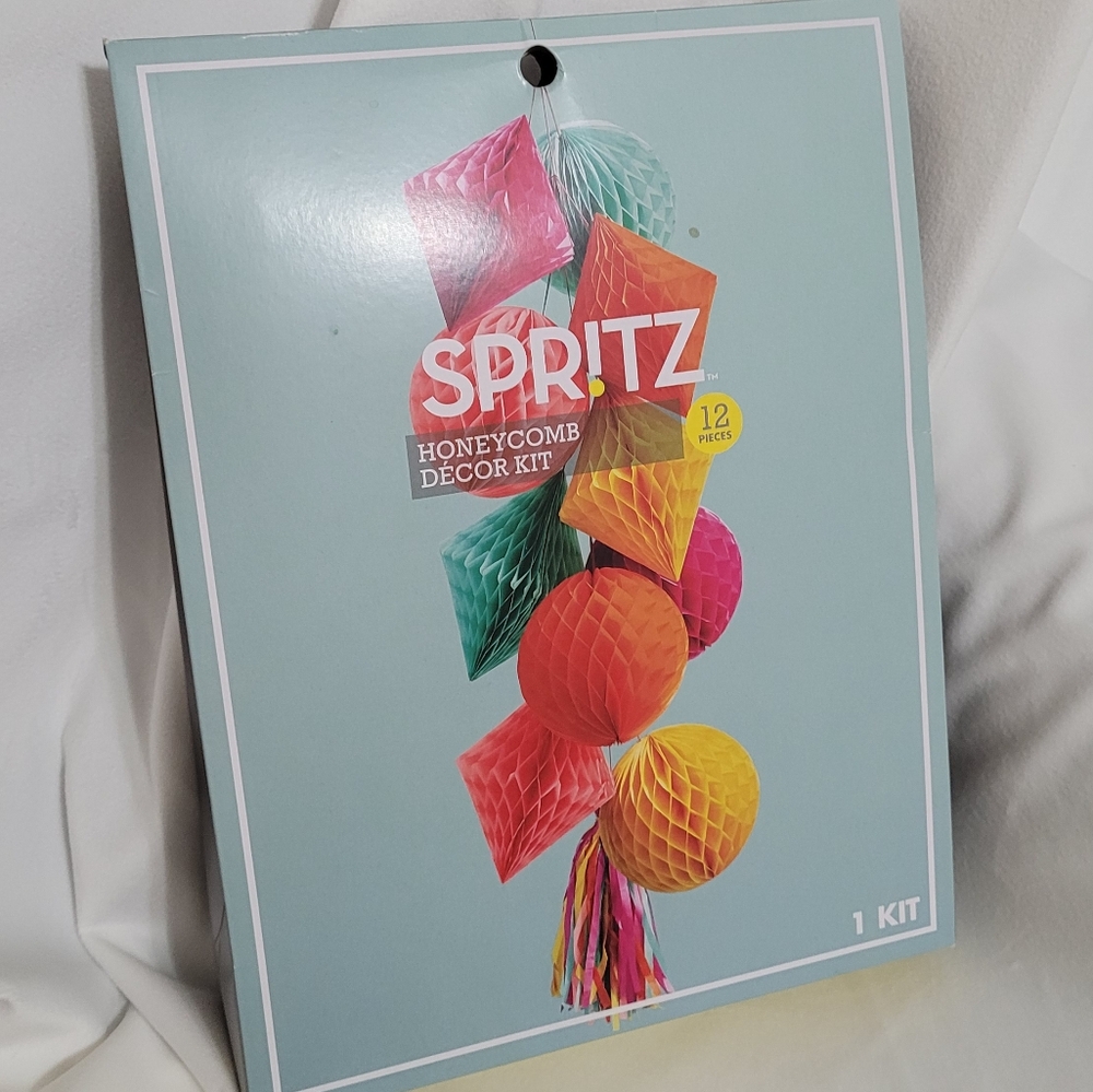 Spritz Honeycomb Decor Kit, pkg of 10